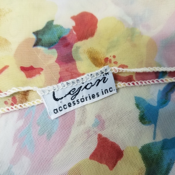 Pretty Spring Scarf - Picture 3 of 5